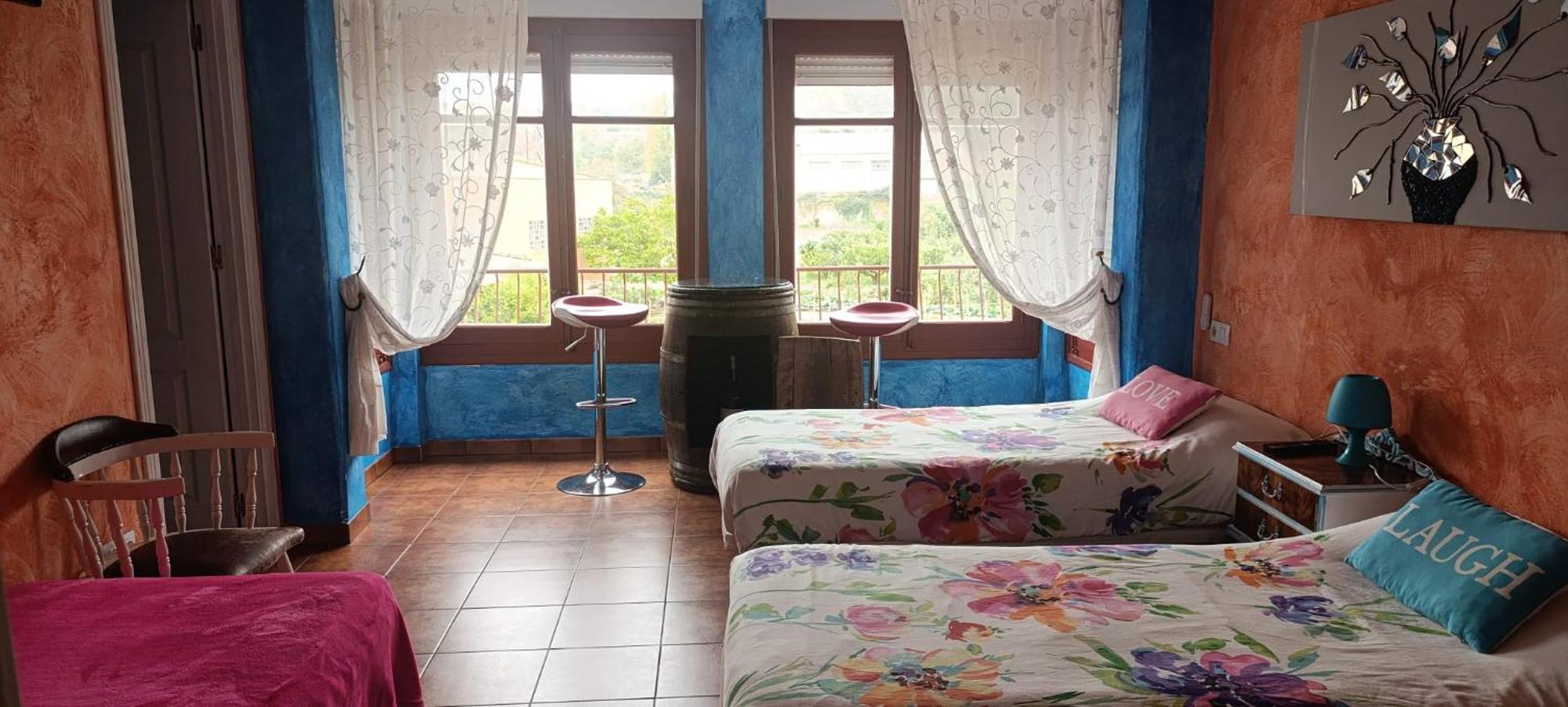 Hostal A La Sombra Del Laurel Наваррете Экстерьер фото